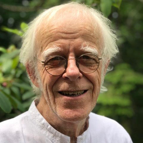 Prof Dr John Richards